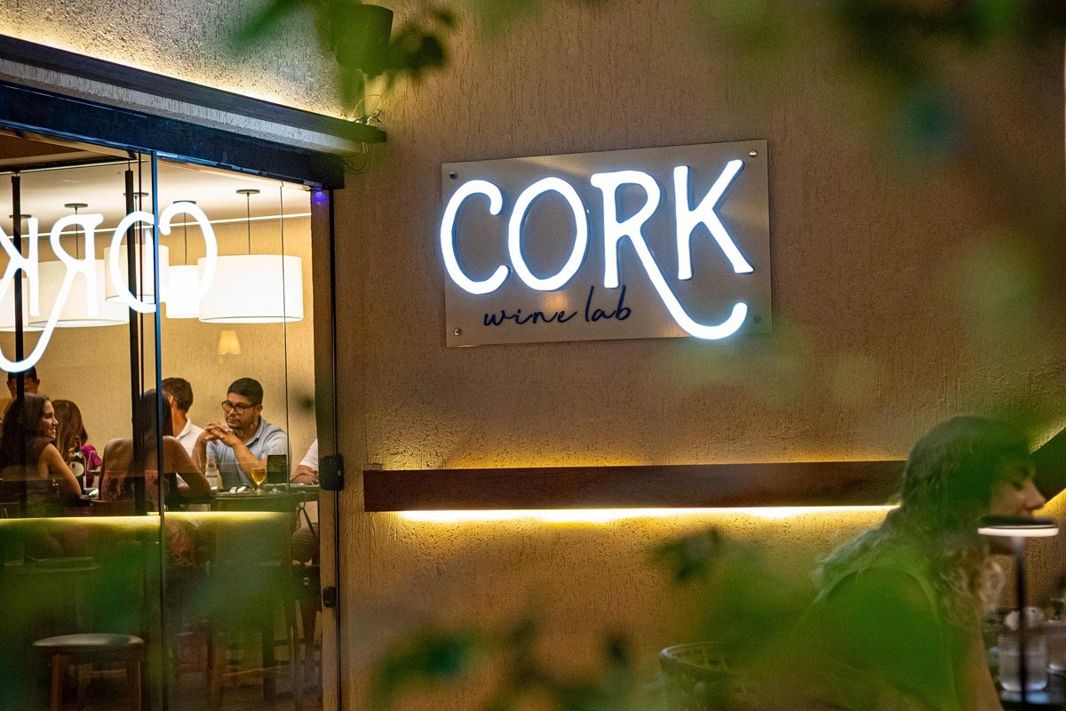 Cork Wine Lab promove primeiro jantar de Dia dos Namorados em Salvador com menu em cinco tempos! 