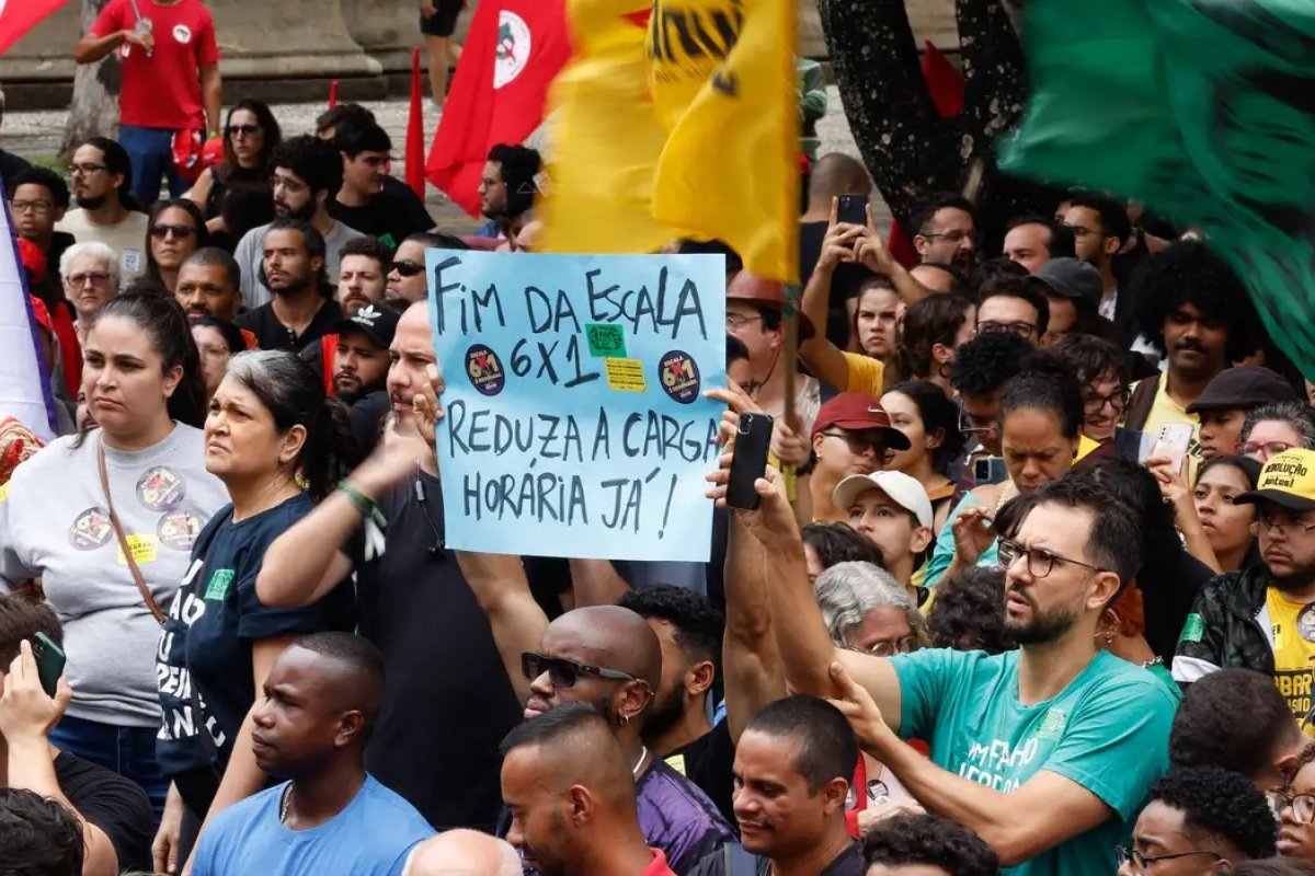 Fim da escala 6x1 é aprovado na Câmara dos deputados