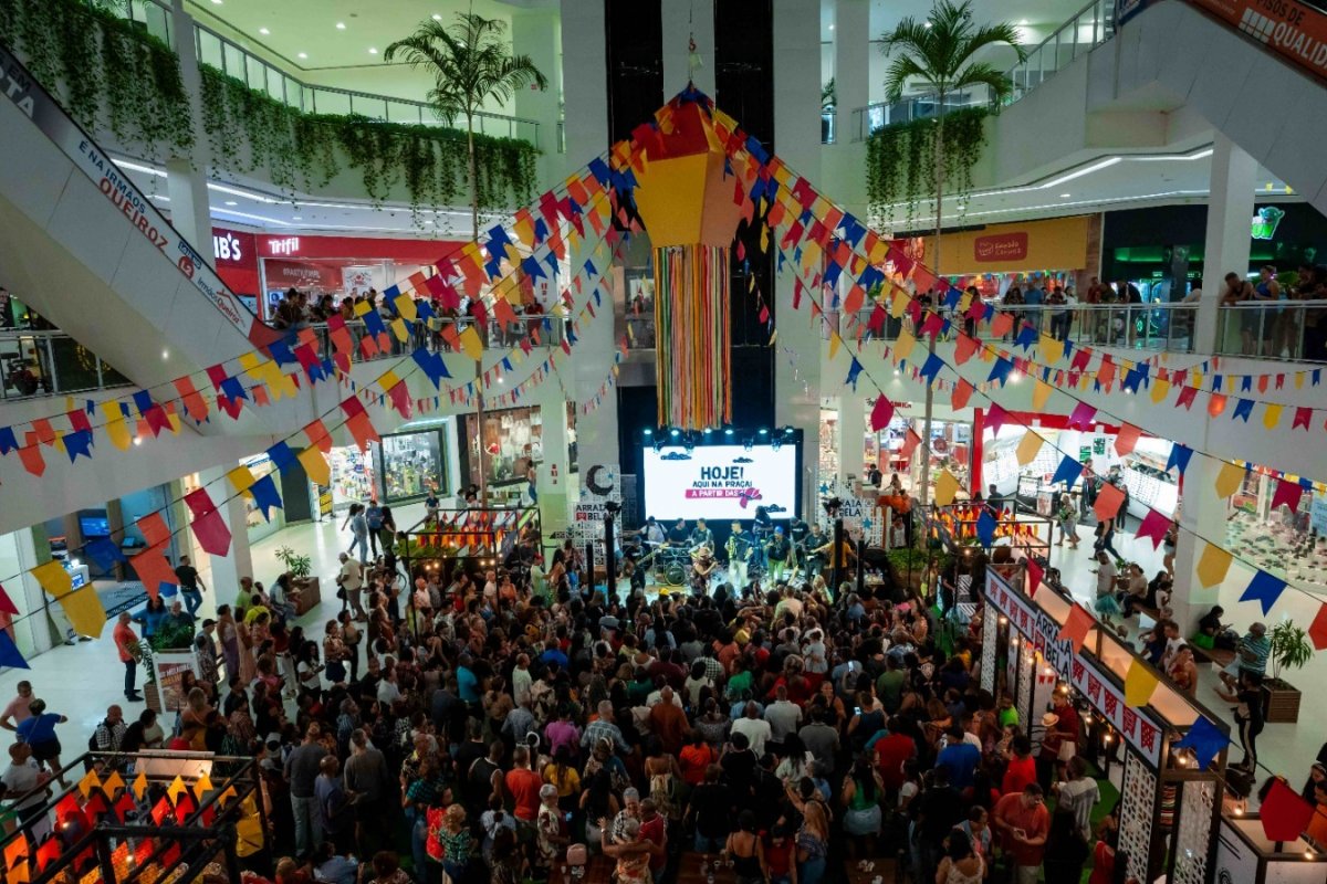 Arraiá do Bela transforma shopping em cenário típico de São João na capital! 