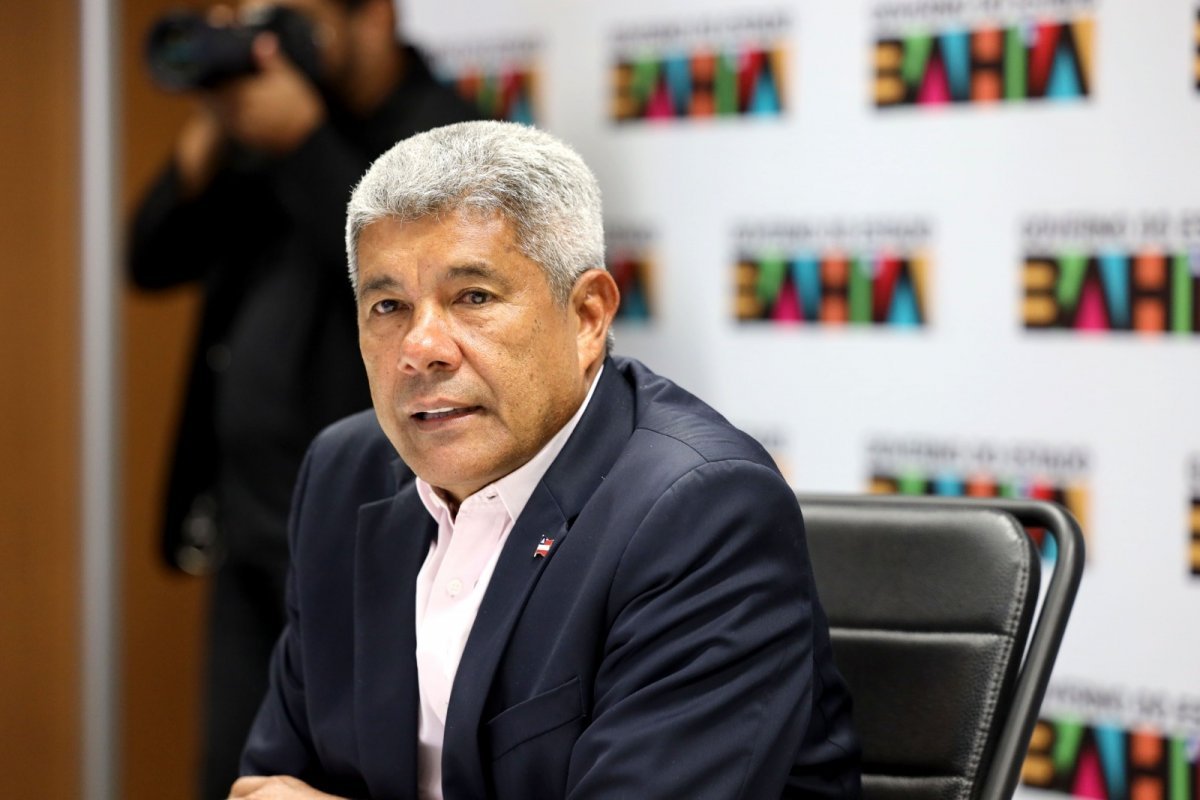 Vídeo: Jerônimo anuncia ponto facultativo e Bahia terá feriadão na próxima semana