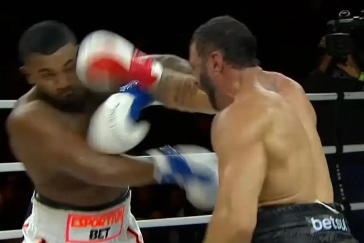 Vídeo: Bambam nocauteia Davi Brito e desafia Naldo no Fight Music Show