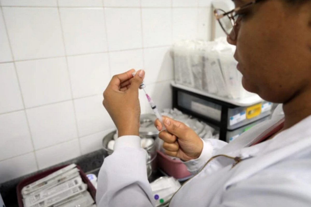 Salvador amplia pontos de vacinação gratuita a partir desta segunda-feira (1°)