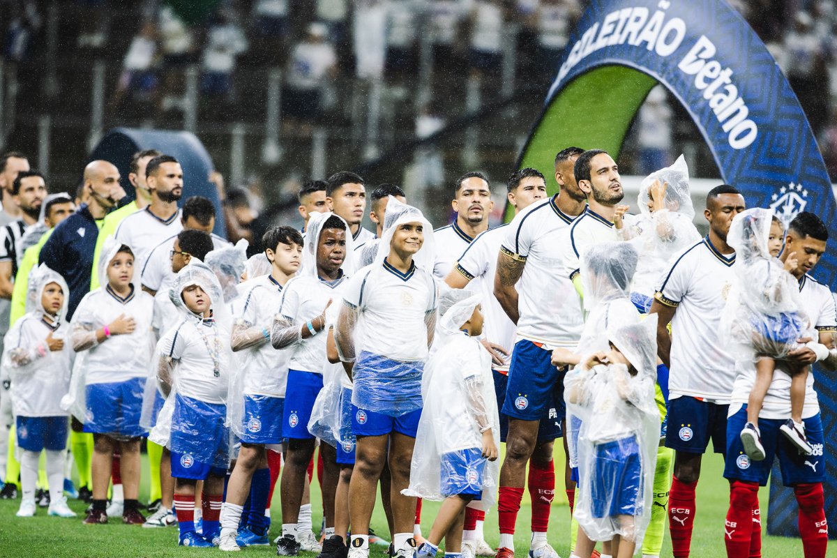 Comissão e jogadores do Bahia entram em recesso após encerrar jejum; mulheres de Aço também entram de férias