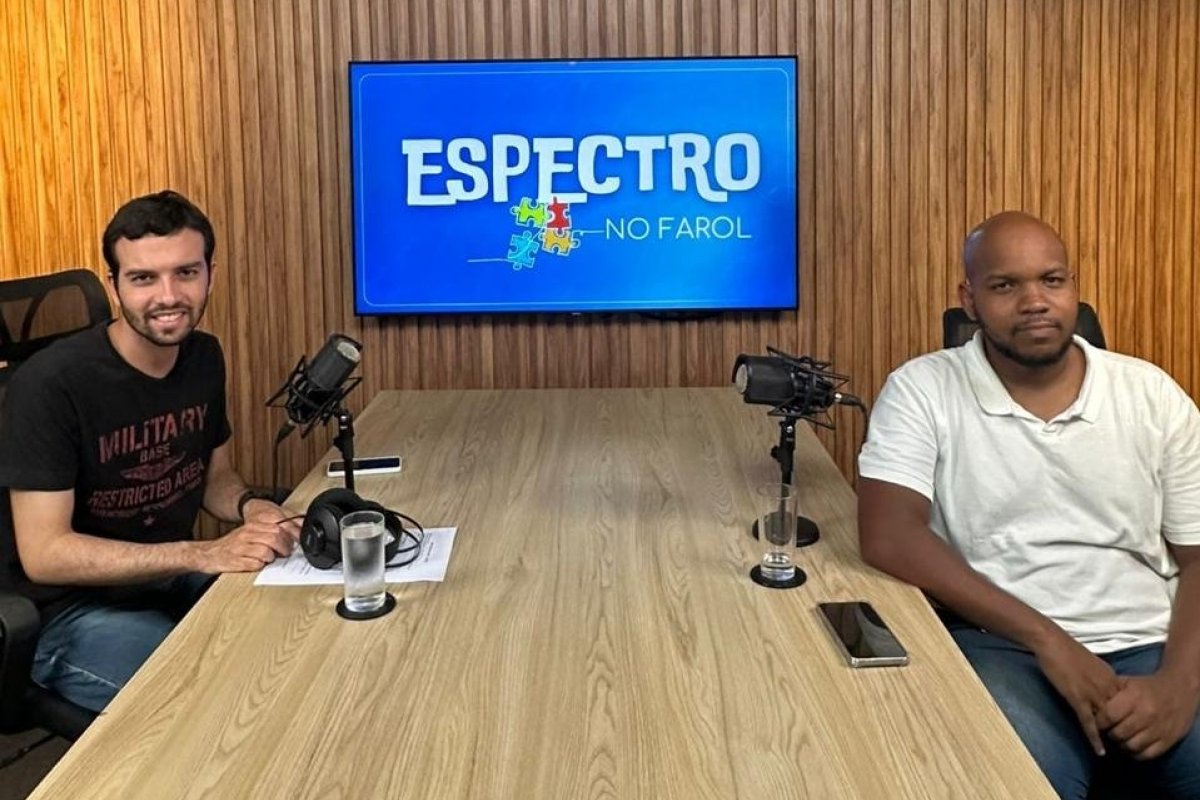 Diagnóstico tardio de autismo marca trajetória de Vinícius Viana em episódio do Espectro No Farol