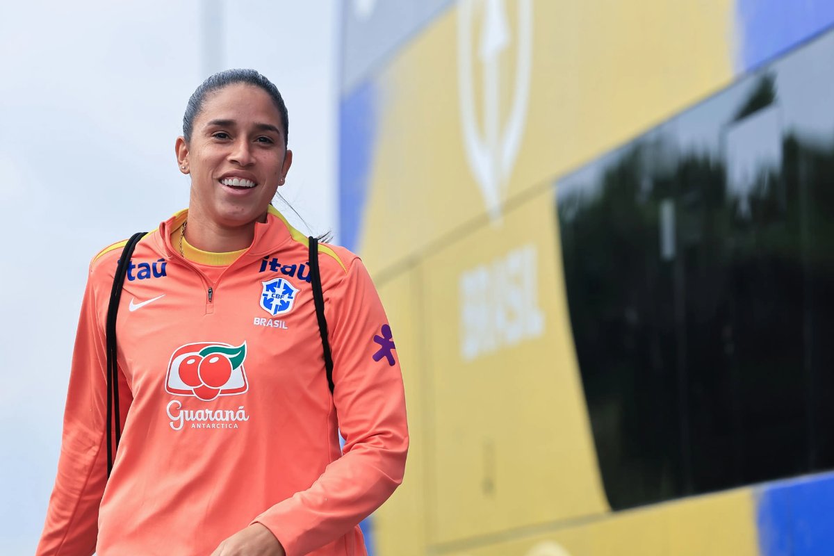 Baiana, zagueira Rafaelle retorna à seleção após quase dois anos