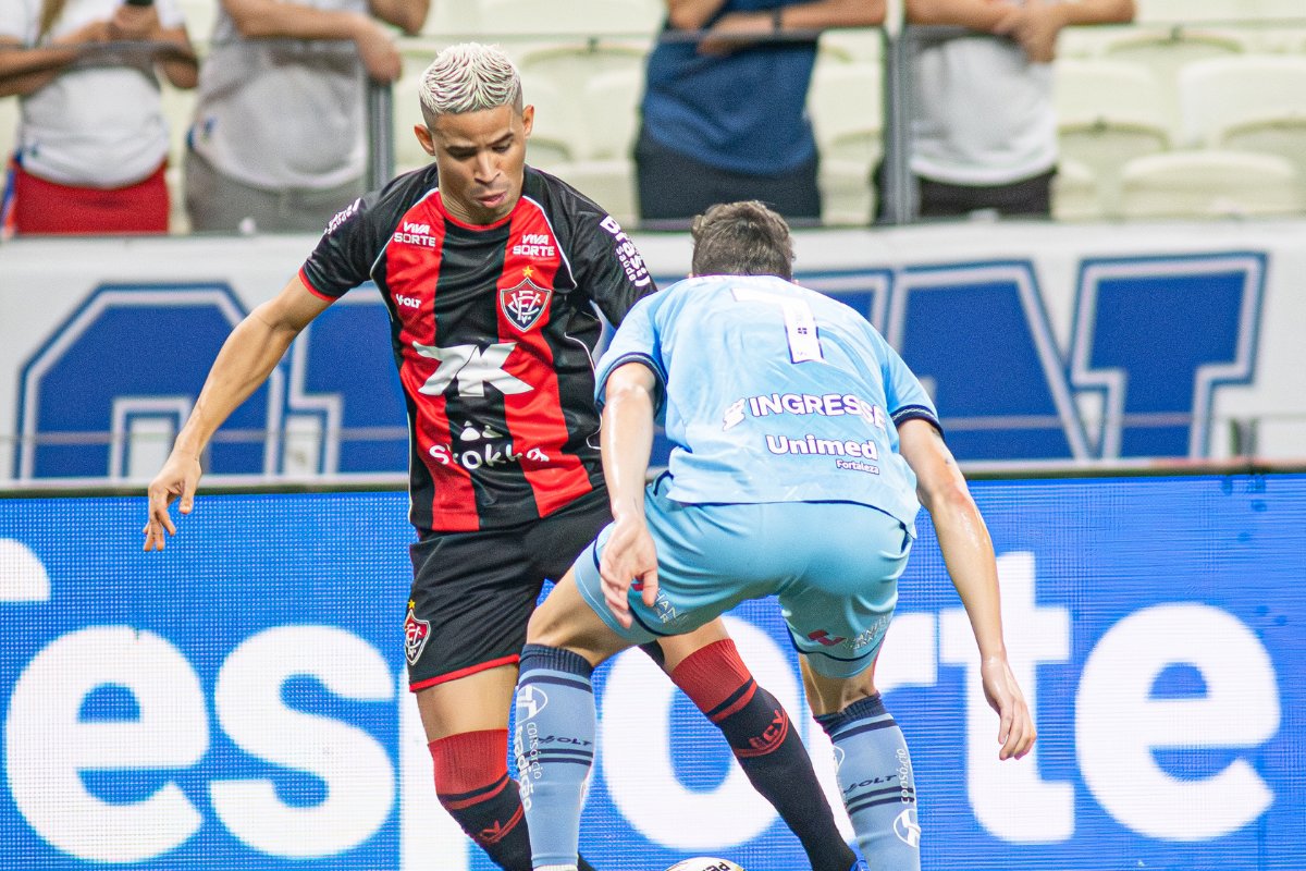 Vitória e Fortaleza decidem título do Nordeste 