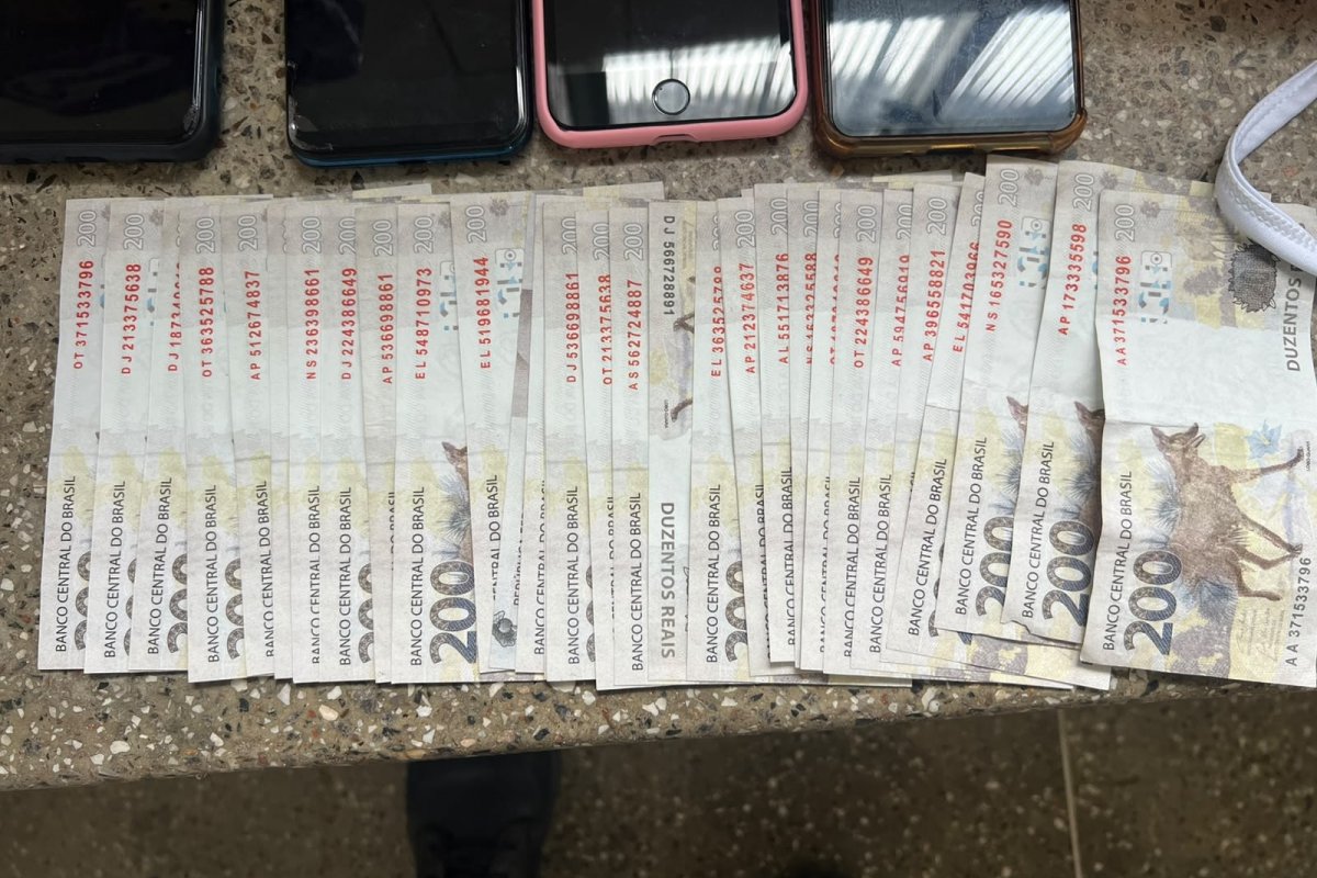 Cinco pessoas são detidas por venda de dinheiro falso na Bahia