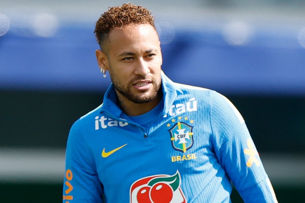 Neymar joga sábado? Saiba resultado da ressonância do atleta