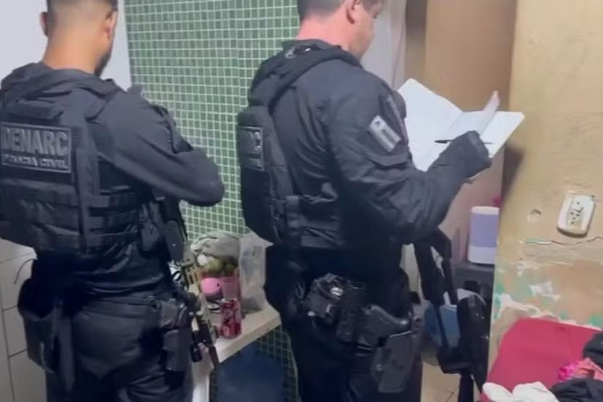 Grupo acusado de traficar drogas é alvo de operação policial no extremo sul baiano 