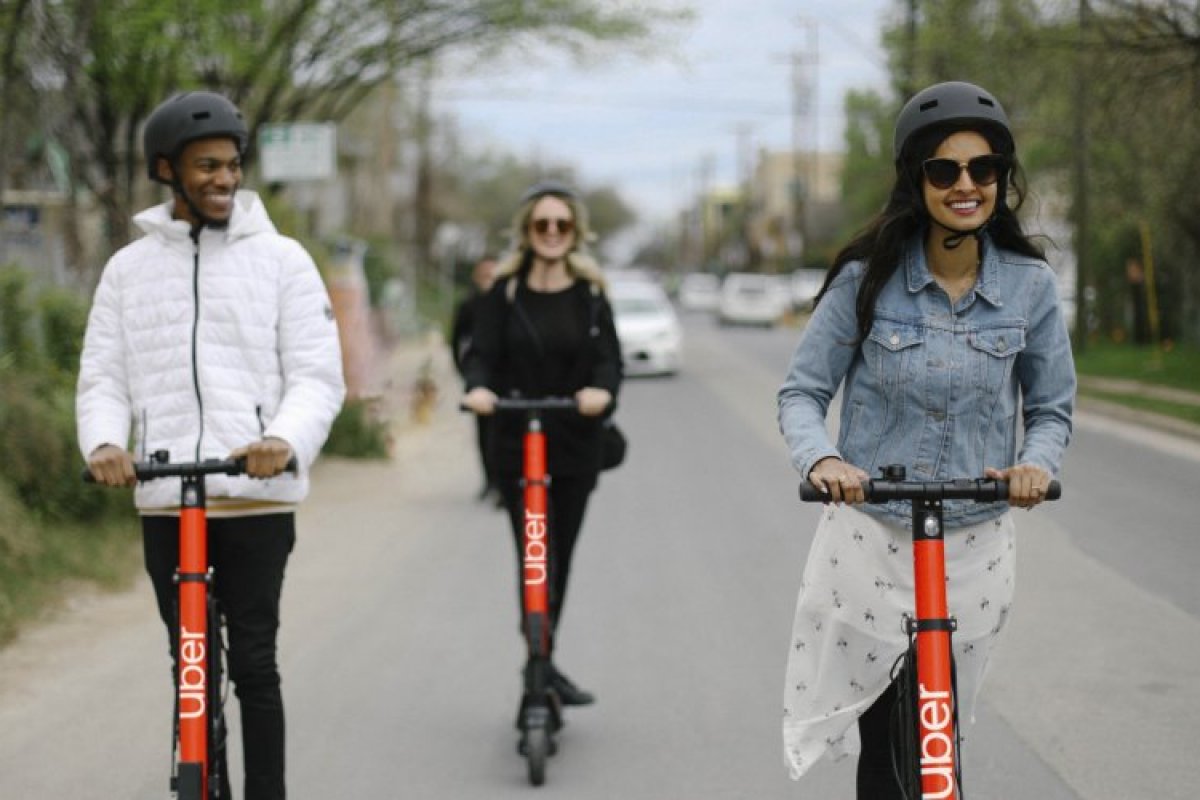 Uber Black e patinetes elétricas não têm previsão para chegarem a Salvador