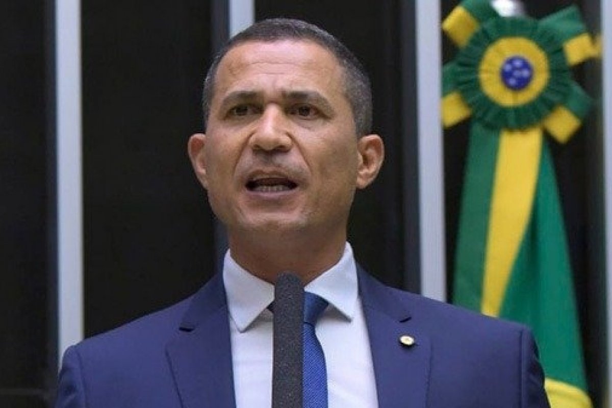 Vídeo: PEC da redução da maioridade penal tem 'clima favorável' para aprovação, diz relator