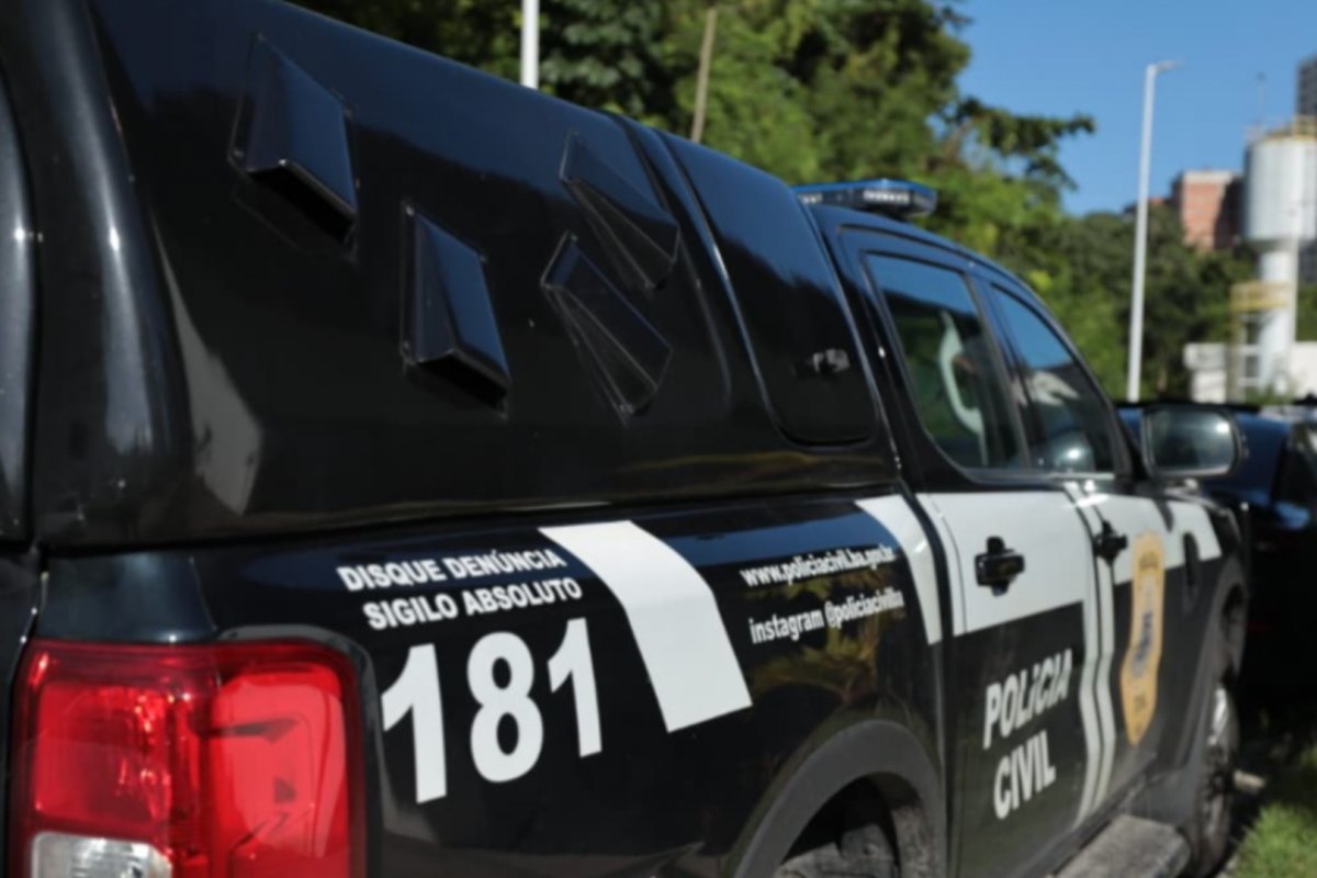 Mulher é presa em flagrante por atear fogo contra o próprio irmão