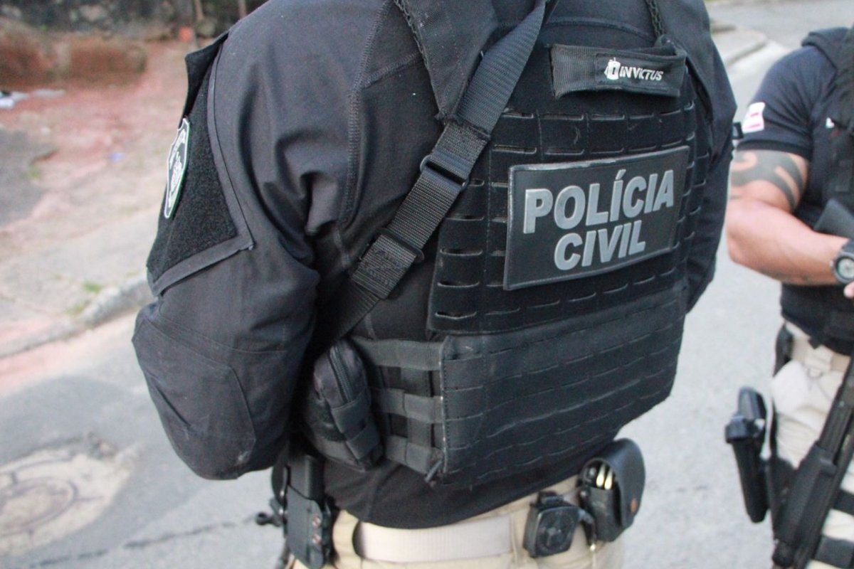 Grupo suspeito de tráfico e morte de jovem é alvo de operação no extremo sul da Bahia