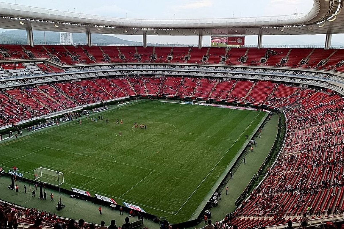 Corpo em decomposição é encontrado em frente a estádio utilizado pelo Irã no México