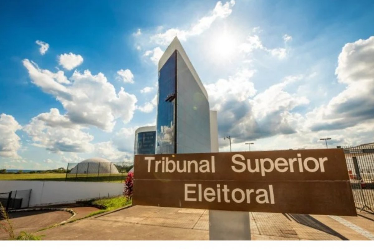 Fundo Eleitoral vai distribuir quase R$ 5 bilhões aos 30 partidos para as eleições