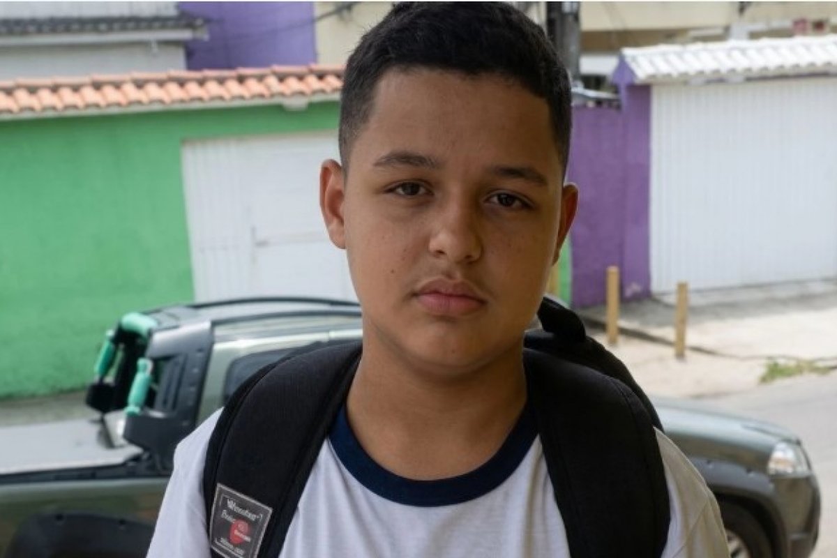 Chumbinho é encontrado no organismo de menino que morrreu após comer bolo de chocolate