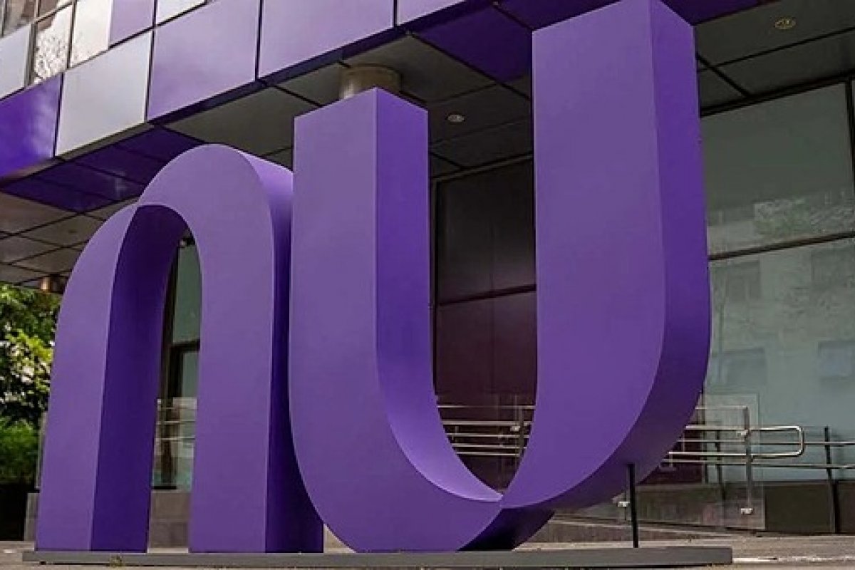 Cofundadora do Nubank admite transtorno com mensagem sobre liquidação: “Bizarro”