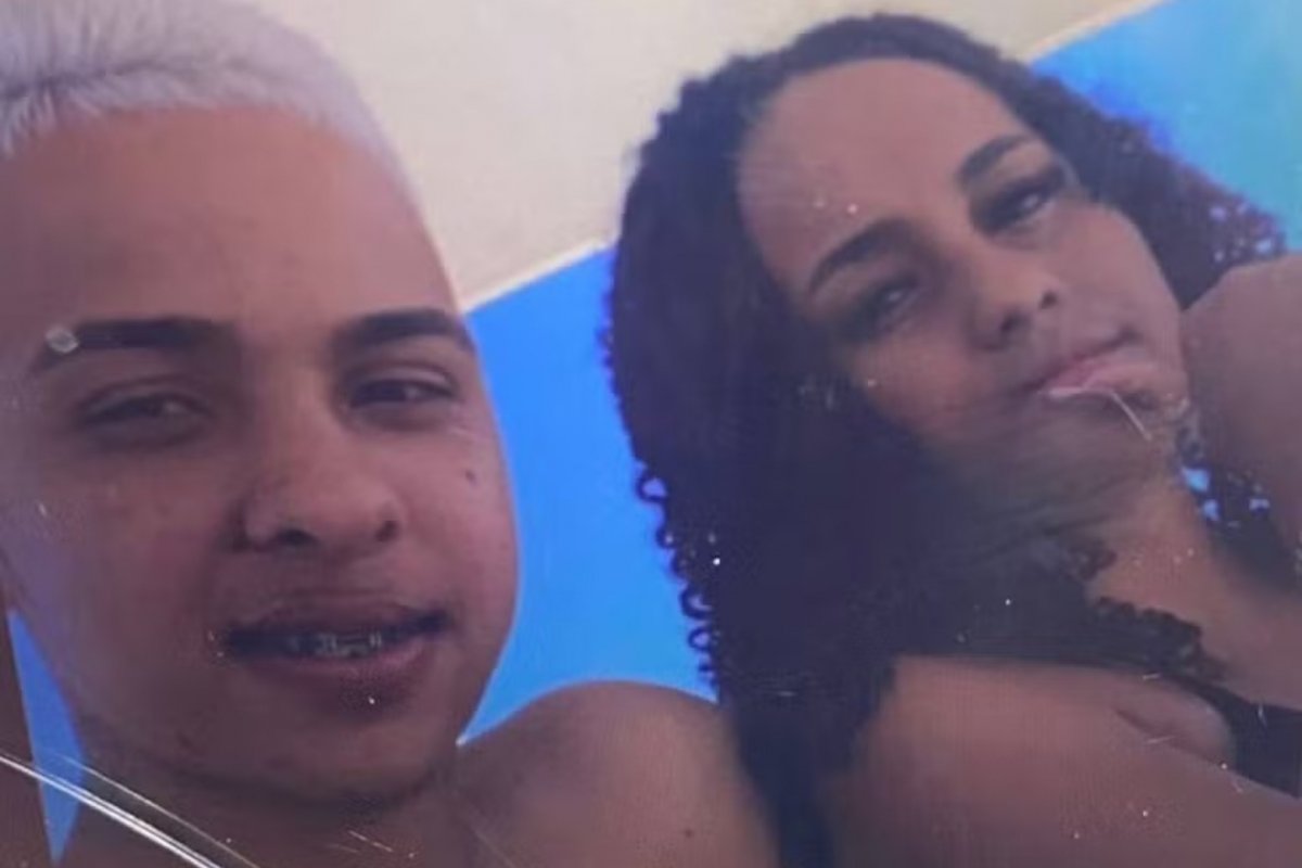 Casal morre após acidente entre motocicleta e dois carros em Salvador