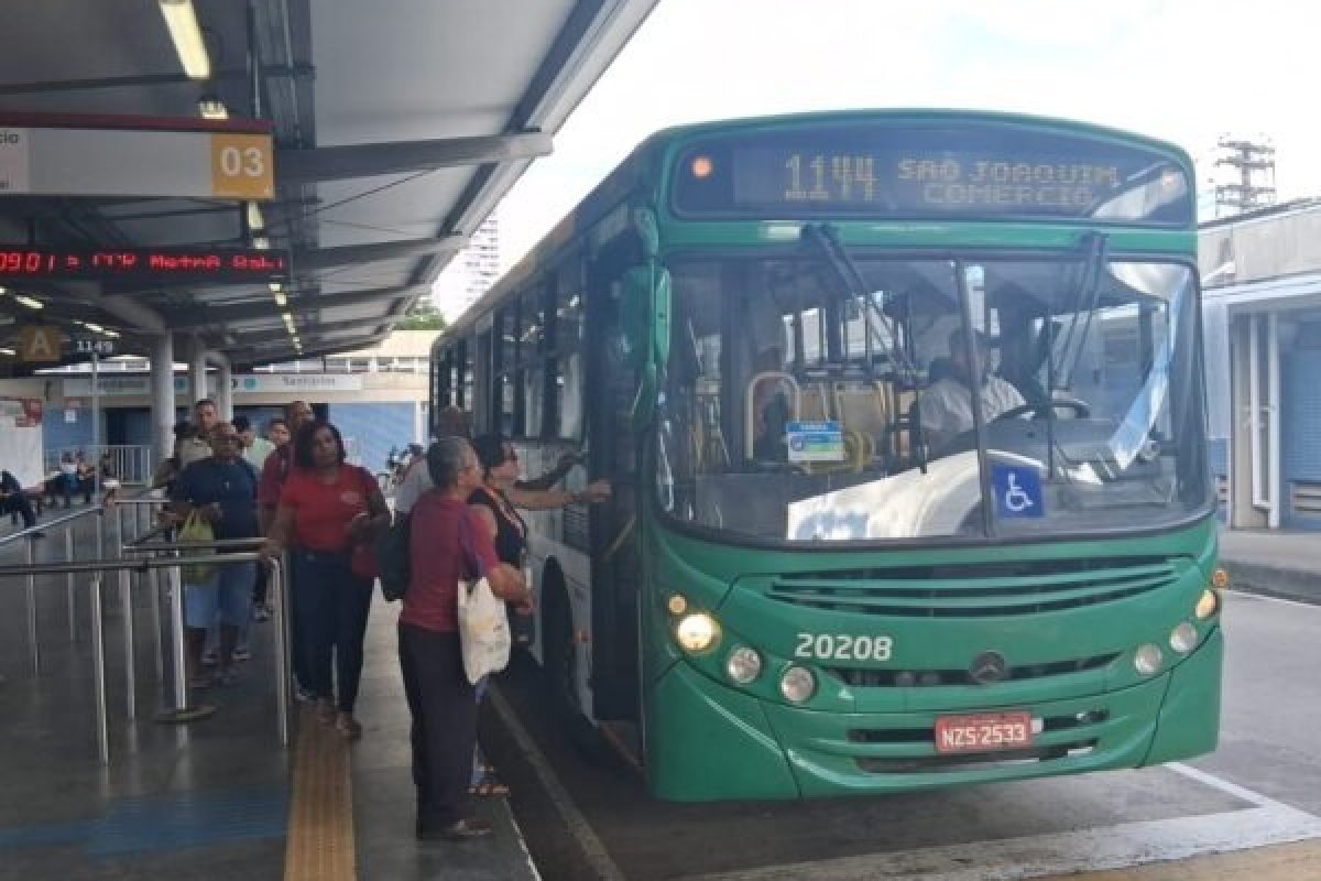 Vídeo: Ônibus podem parar durante jogos da Seleção Brasileira; entenda