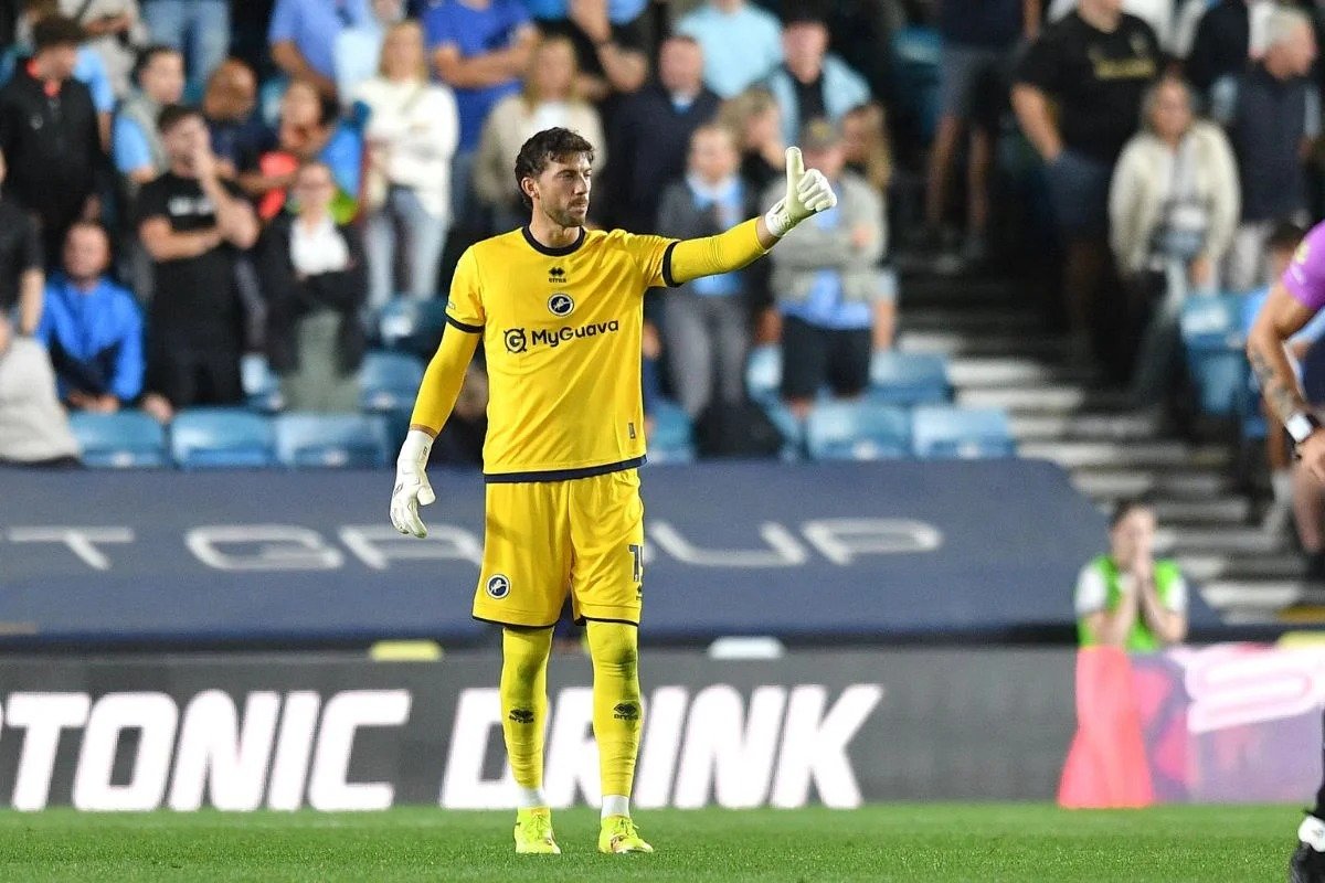 Goleiro da Nova Zelândia já foi expulso por urinar durante partida