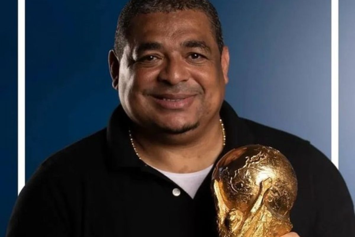 "Pessoas que não têm nada a ver com conquistas do futebol têm mais privilégio", critica Vampeta a tratamento da CBF com ex-campeões