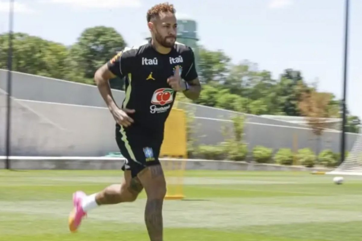 Neymar está fora da partida contra o Haiti, diz site; craque deve retornar no último jogo da fase de grupos