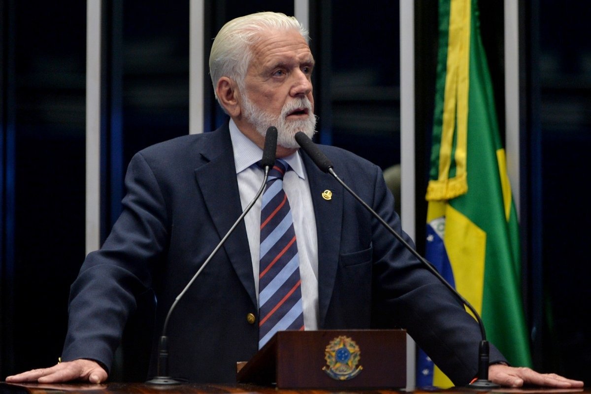 PF encontra US$ 55 mil e 33 mil euros em endereços ligados a Jaques Wagner