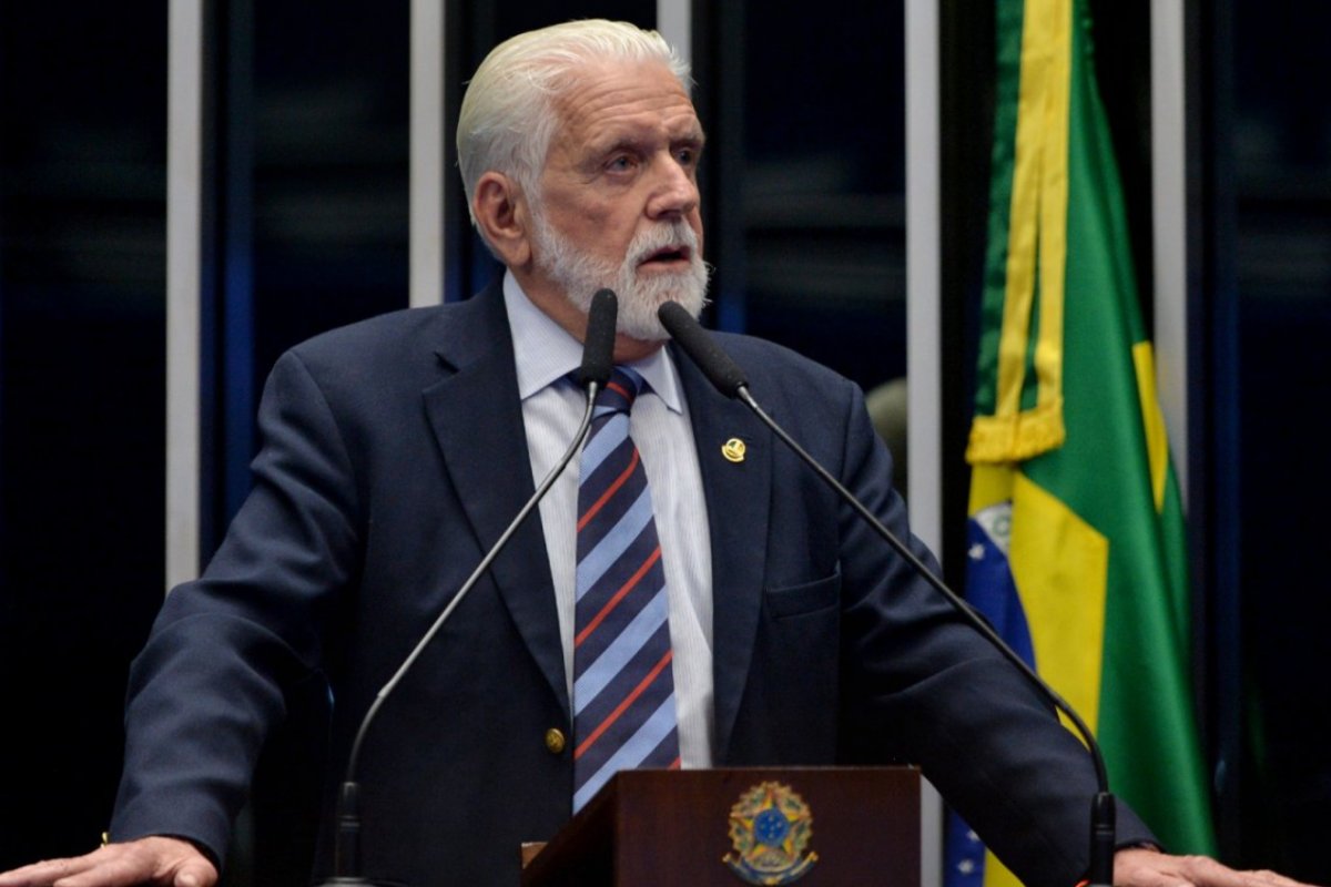 Jaques Wagner diz que apartamento investigado pela PF seria presente para a filha