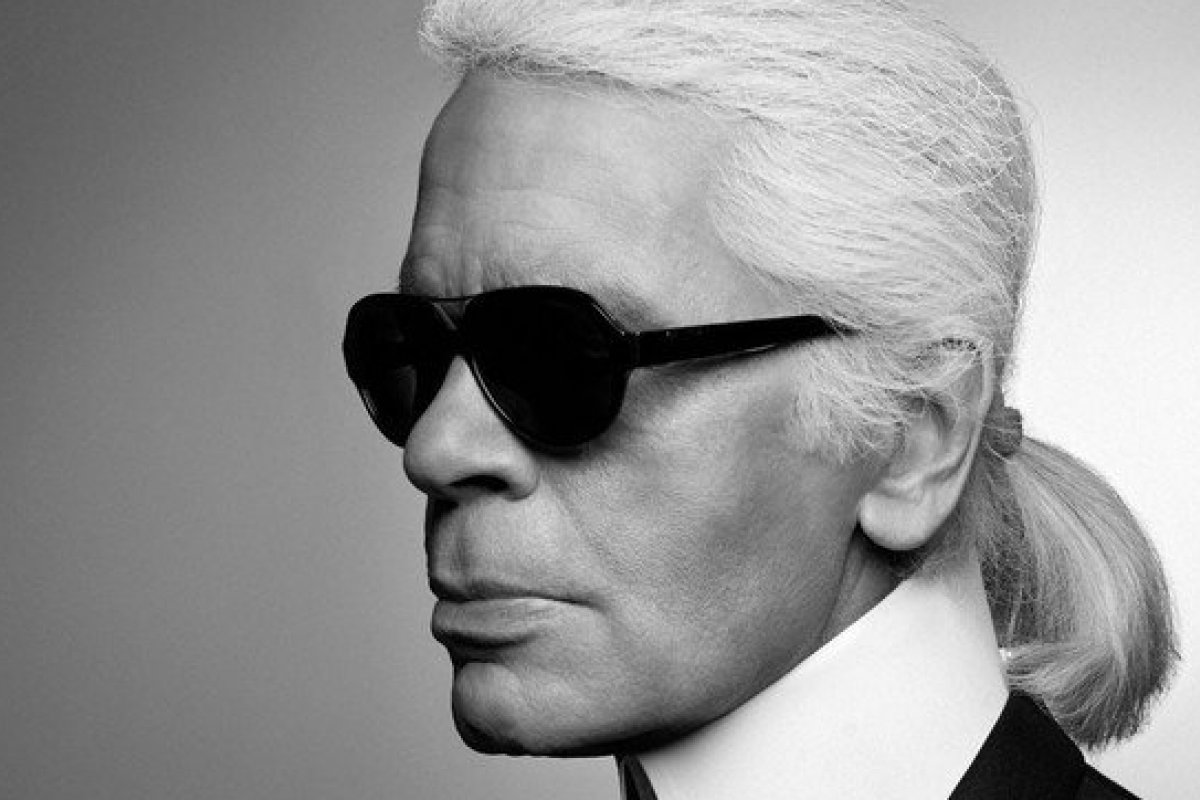 Esboços raros de Karl Lagerfeld serão leiloados a partir de 1 euro! 