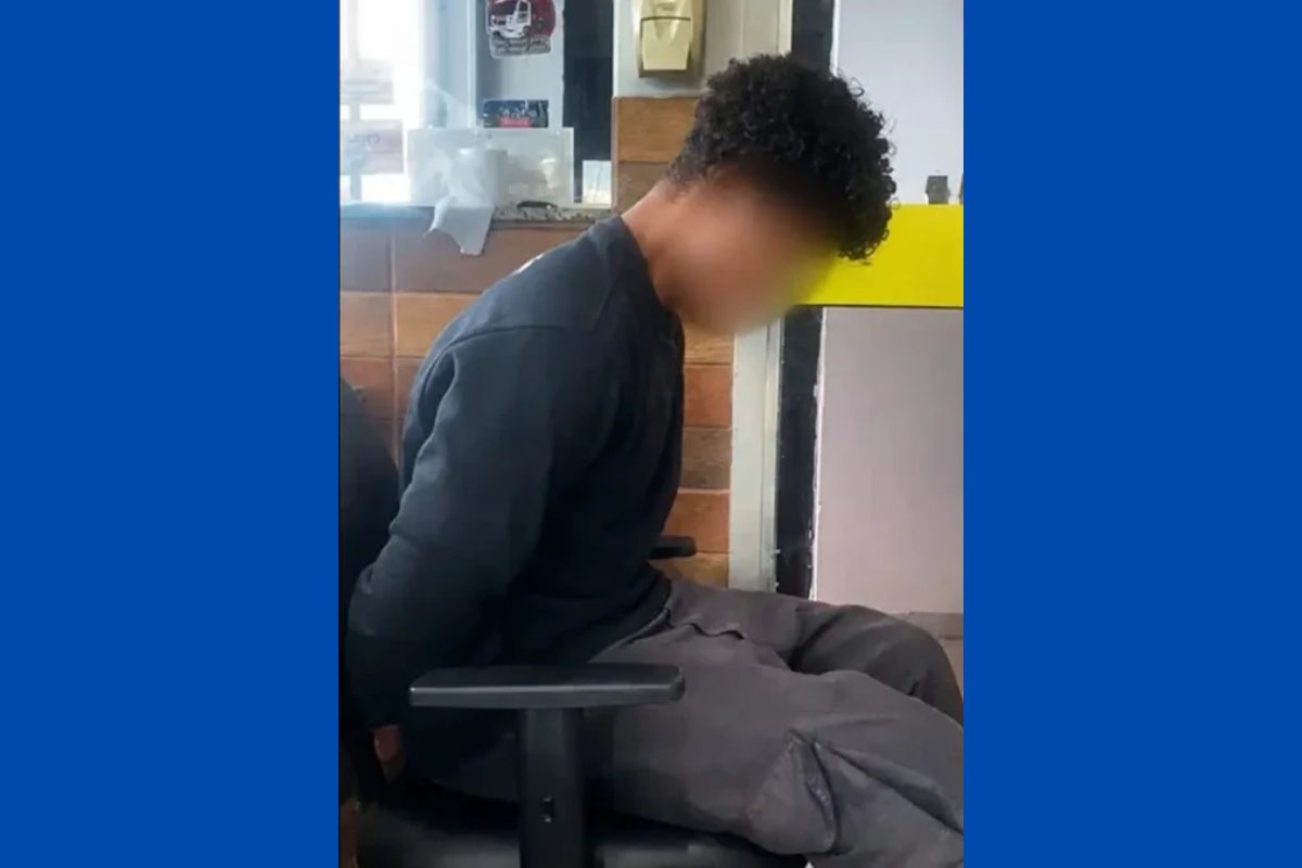 Pai mata o próprio filho de 9 meses com um tapa na cabeça, diz coluna
