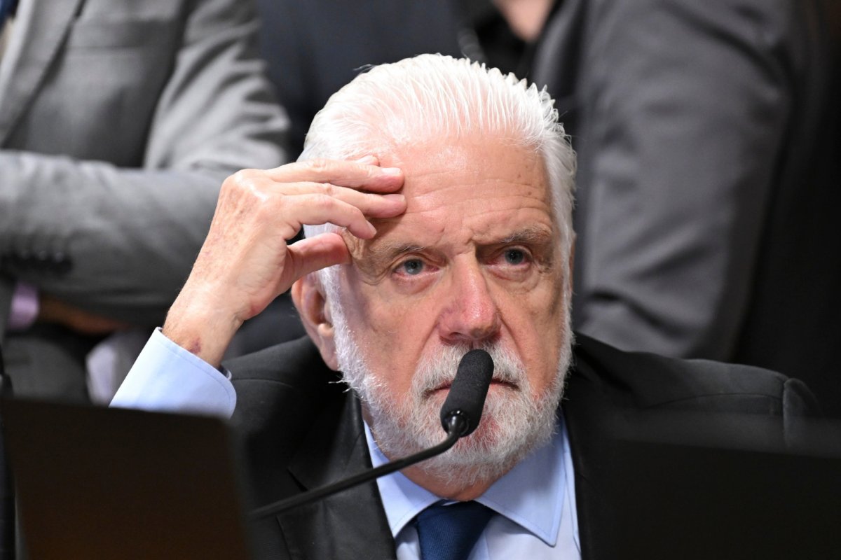 Apreensão da PF em endereços ligados a Jaques Wagner supera em R$ 143 mil as diárias do Senado