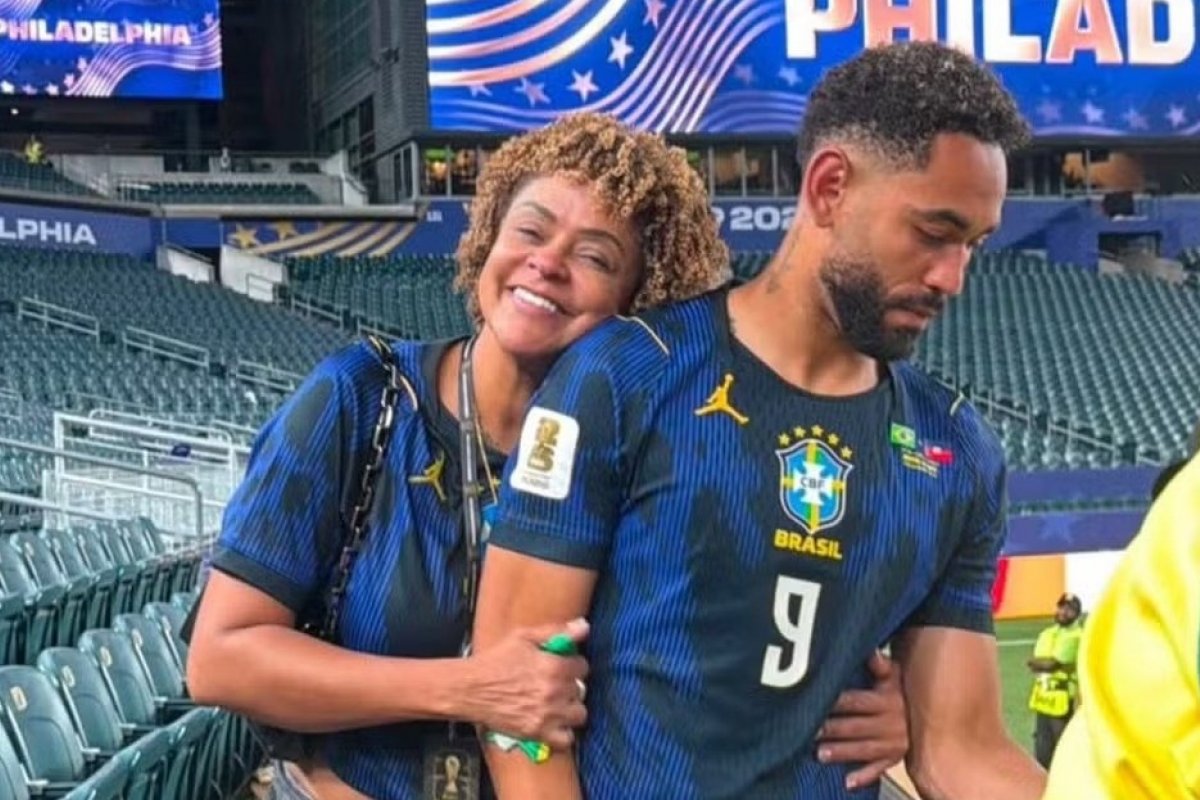 Vídeo: Mãe de Matheus Cunha se emociona após gol do jogador na Copa e comove internautas