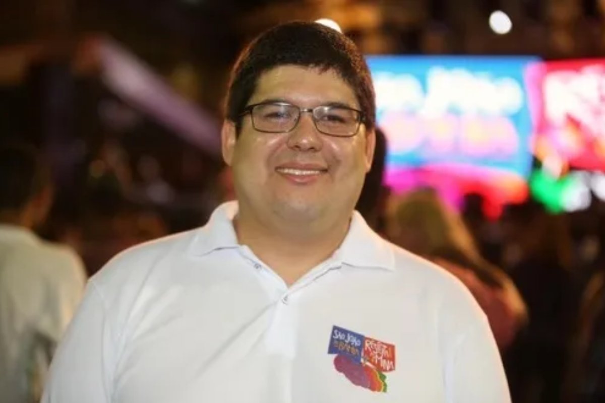 Ex-gestor da Sufotur e citados respondem a denúncias de superfaturamento de cachês na Bahia