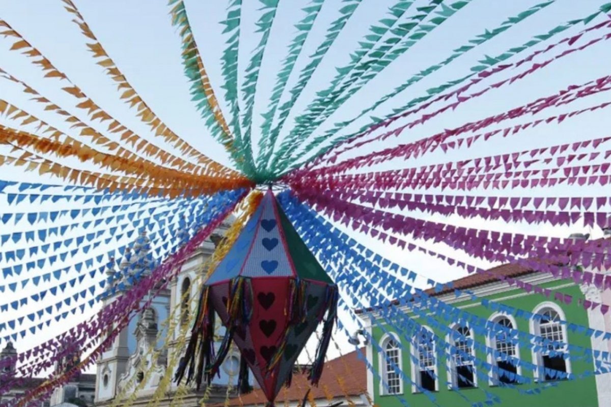 São João de Salvador terá shows de Solange Almeida, Geraldo Azevedo e Zé Felipe neste domingo (21); confira programação 