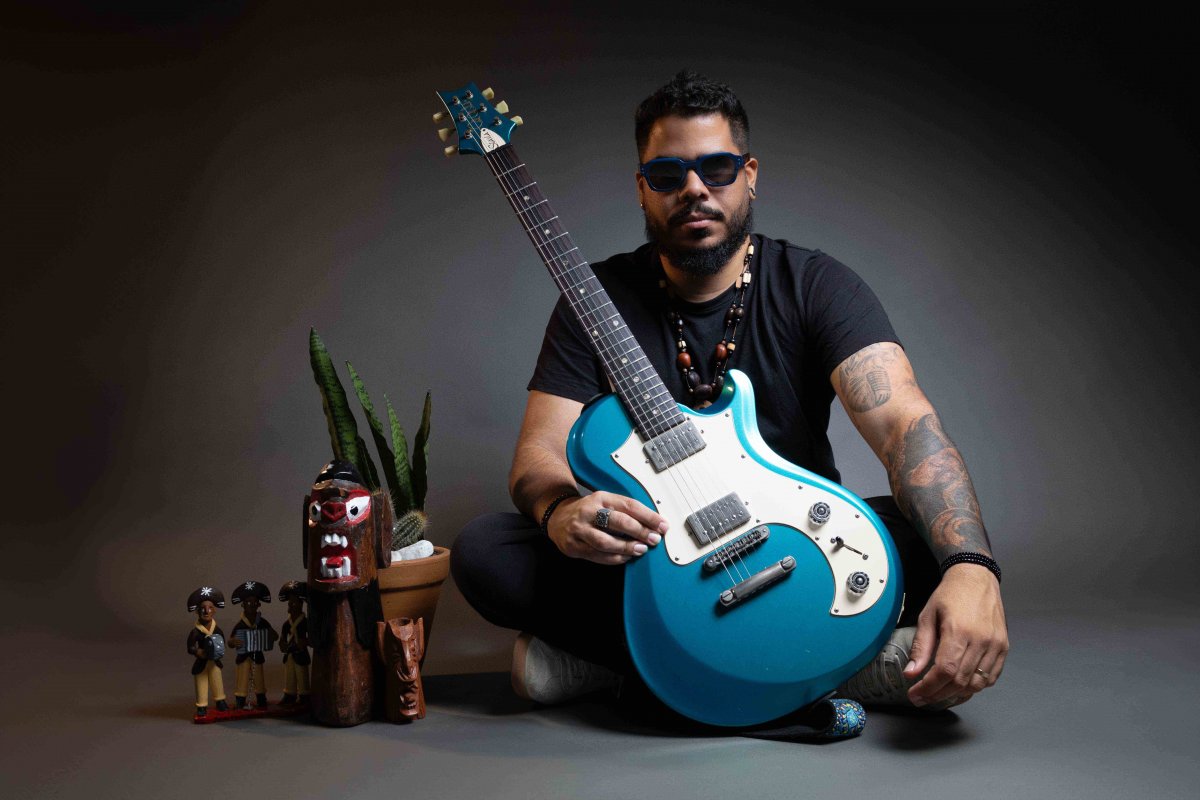 Premiado guitarrista baiano estreia show no Blue Note São Paulo!