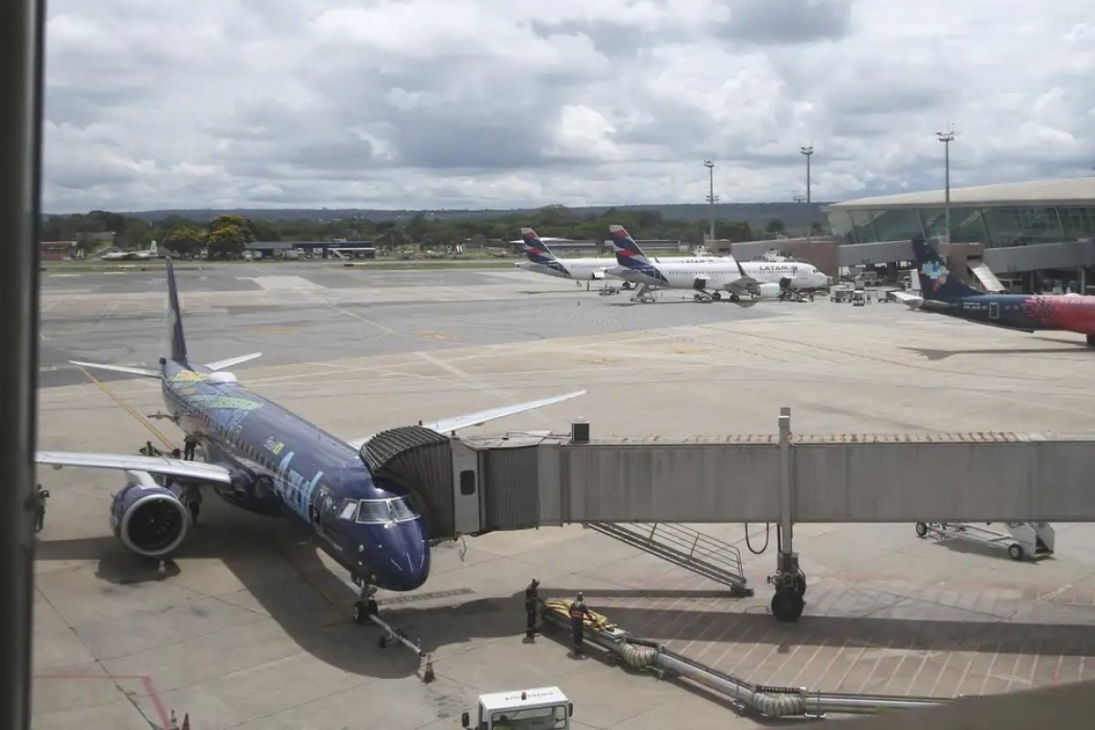Aviação brasileira bate recorde e soma 54,9 milhões de passageiros em 2026