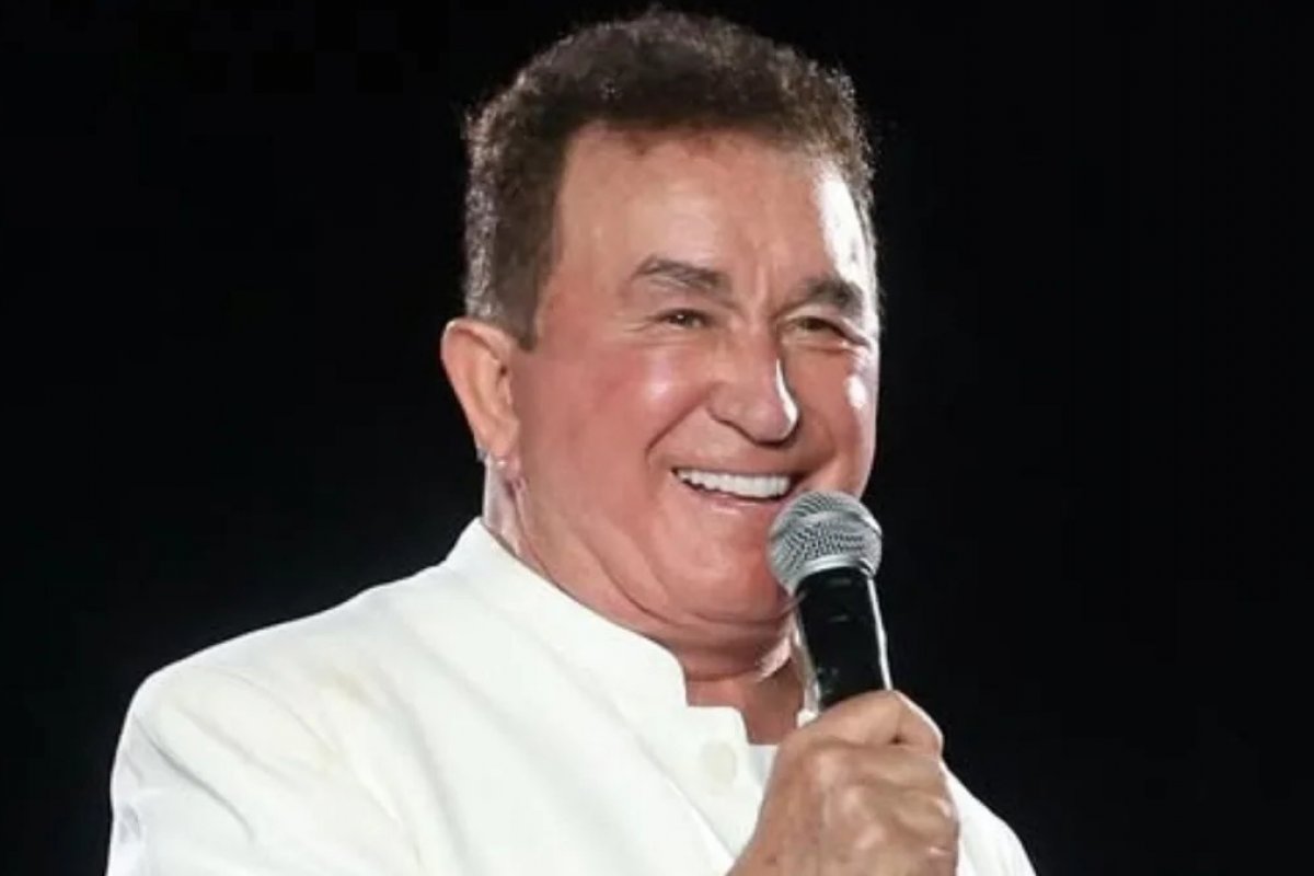 Justiça condena Amado Batista a indenizar família de criança que morreu em fazenda do cantor