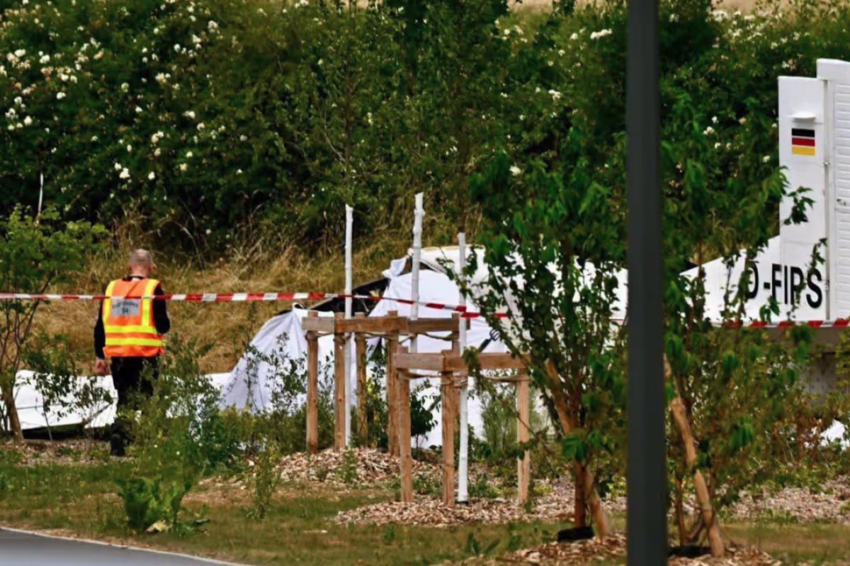 Onze pessoas morrem em acidente de avião na França