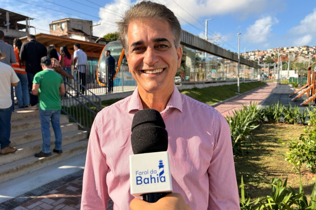Vídeo: deputado chama Angelo Coronel de 'cristão novo' e diz que senador é incapaz de avaliar eleições na Bahia 