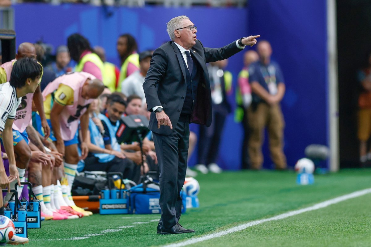 Ancelotti chega à décima vitória no comando do Brasil 