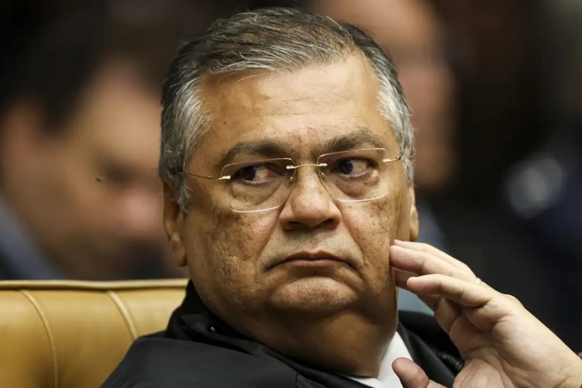 STF mantém fim da aposentadoria compulsória de juízes