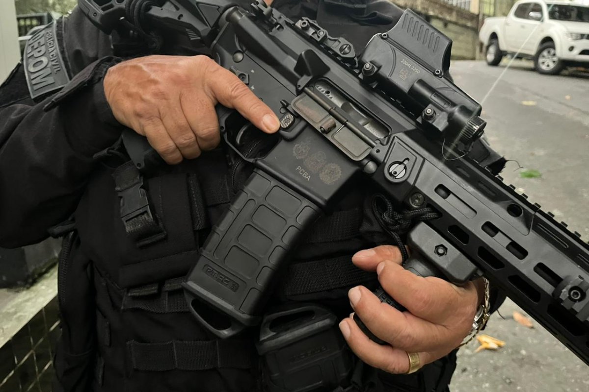 Pele Alvo: estudo da Rede de Observatórios da Segurança aponta que cerca de 94% das vítimas mortas em ações policiais na Bahia eram negras