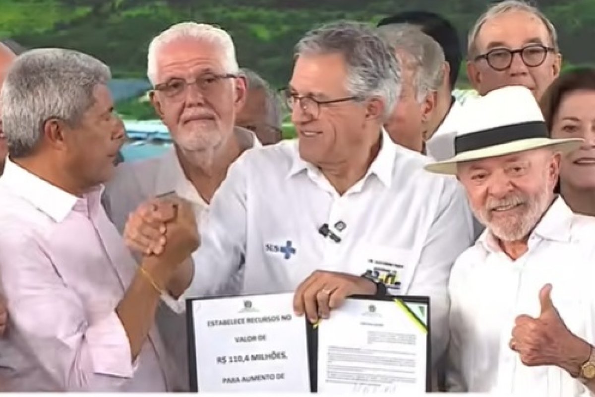 Lula assina autorização para início das obras da Ponte Salvador-Itaparica 