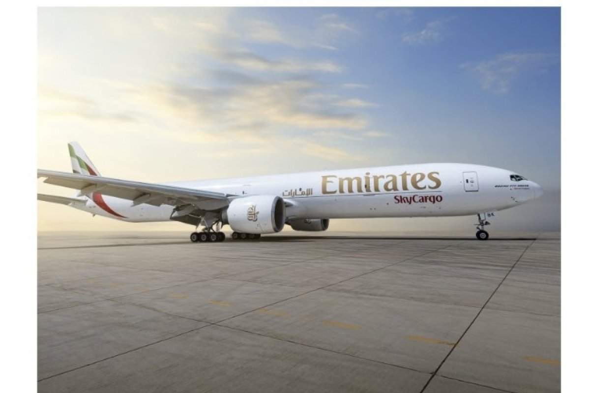 Emirates se torna a primeira companhia aérea a operar o Boeing 777-300ERSF convertido para carga!
