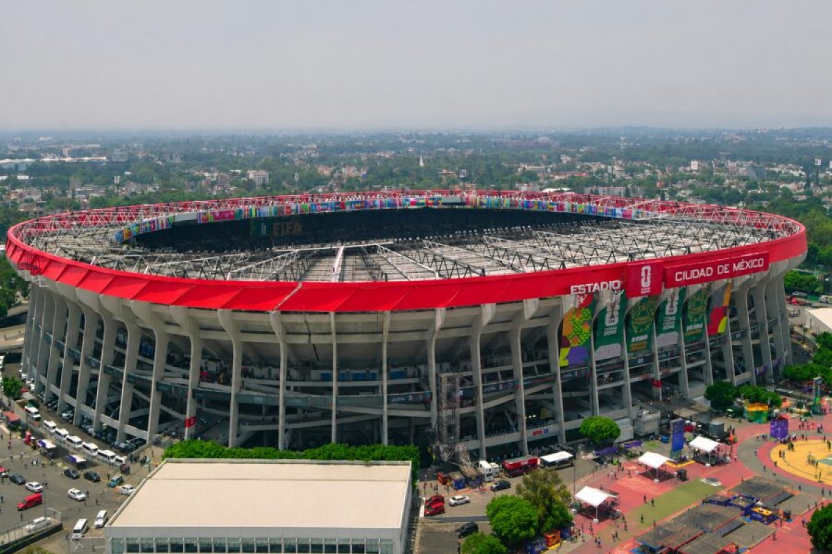 Fifa confirma modificação no horário do jogo entre México e Inglaterra, afirma jornal