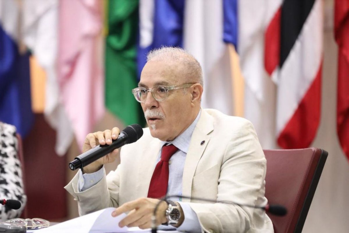 Conselheiro da Comissão de Anistia quer que empresas paguem por terem apoiado a ditadura