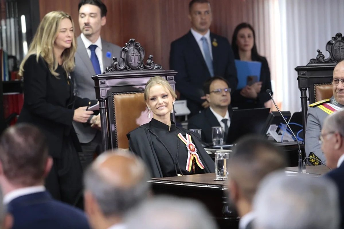  Suposto dono de empresa ligada a pagamentos para ministra do STM admite ser “laranja”, diz coluna