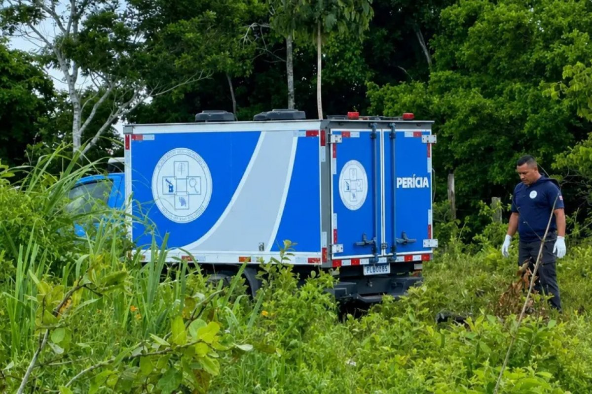 Corpos de três homens são encontrados às margens de estrada rural de Porto Seguro 