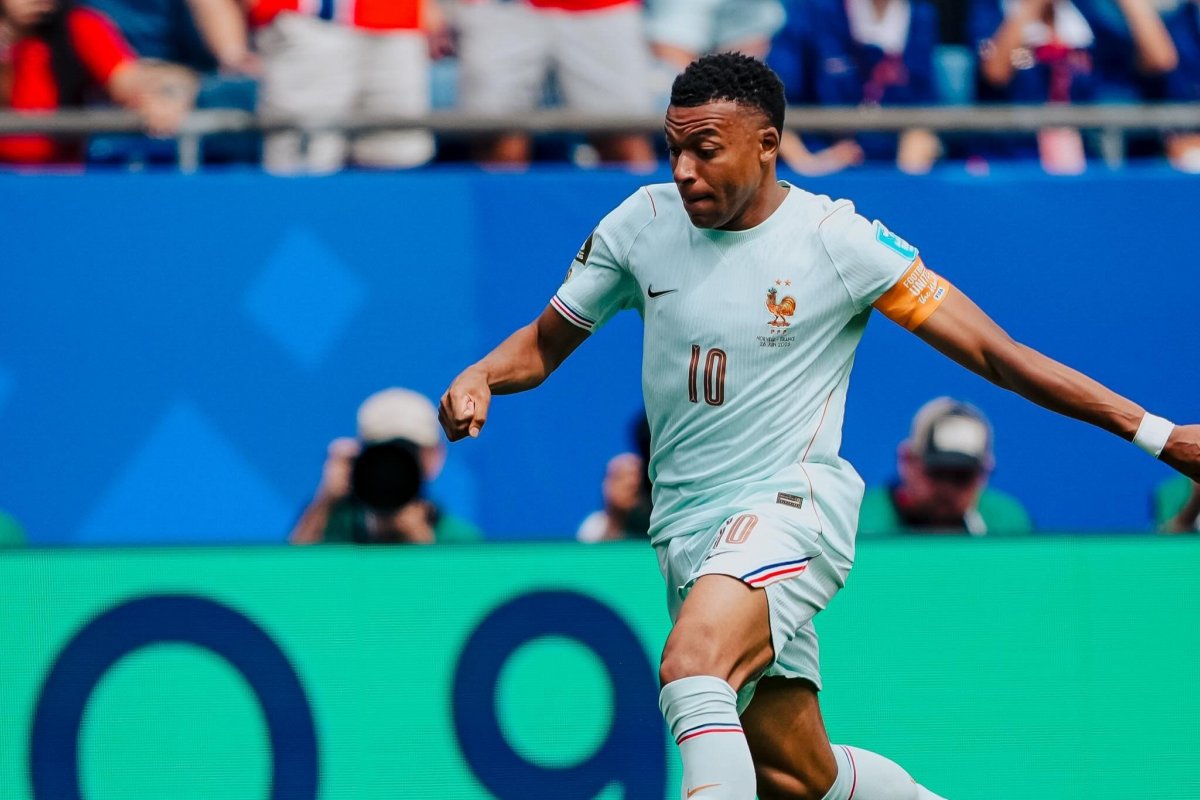 Fifa revela bola da final da Copa do Mundo; confira
