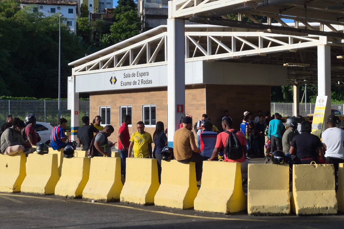 Brasil bate recorde de emissão de CNH; saiba como estão as novas regras